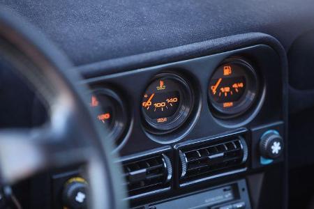 Ferrari 288 GTO, Anzeigeinstrumente