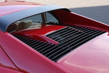 Ferrari GTB Turbo, Motorabdeckung