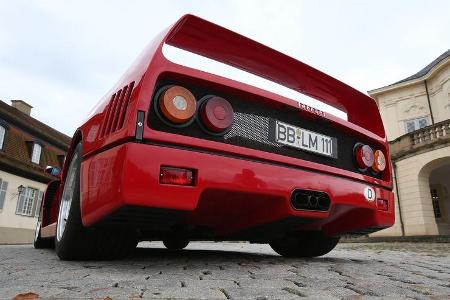 Ferrari F40, Endrohre