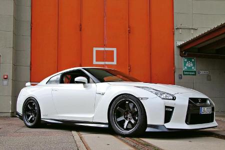 sport auto Award 2017 - Y 221 - Importracing-Nissan GTR IR 750