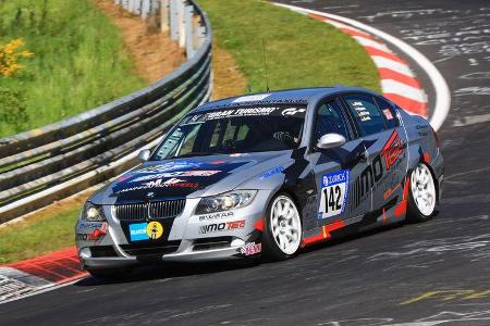 24h-Rennen Nürburgring 2017 - Nordschleife - Startnummer 142 - BMW E90 325i - Pixum Team Adrenalin Motorsport - Klasse V 4