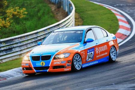 24h-Rennen Nürburgring 2017 - Nordschleife - Startnummer 143 - BMW E90 325i - Pixum Team Adrenalin Motorsport - Klasse V 4