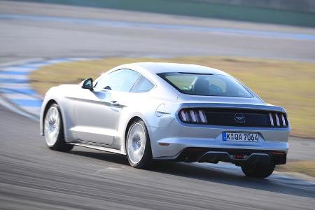 Ford Mustang 2.3 Ecoboost, Heckansicht