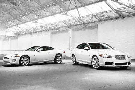 Neben dem XFR wird auch das Coupé XKR überarbeitet.