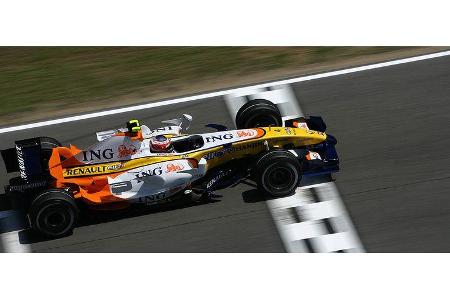 Die Köpfe der Renault-Ingenieure sind dagegen immer noch leer. Die weltmeister kommen nicht aus den Puschen.