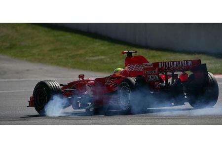 Felipe Massa verteidigt seine Führung ...