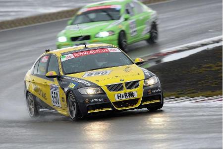 Der Titel der Saison 2008 geht dieses Jahr an das Black Falcon Team mit Alexander Böhm und Matthias Unger im BMW 325i.