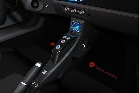 Die Sport-Version wird mit neuen Ultra Performance Reifen von Yokohama ausgerüstet.