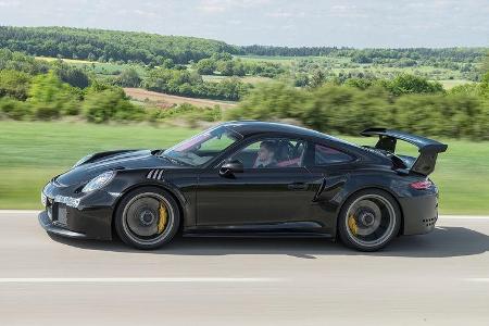 Porsche 911 GT2 RS 991 (2)