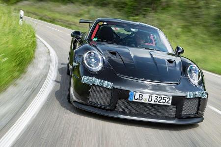 Porsche 911 GT2 RS 991 (2)