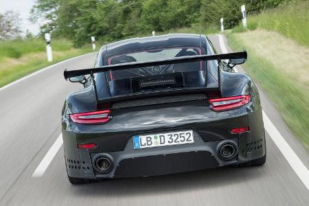 Porsche 911 GT2 RS 991 (2)