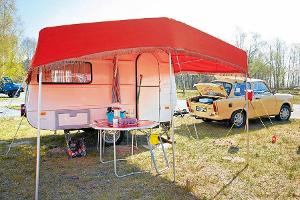 Ostalgie-Caravans und Reisemobile