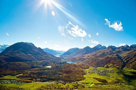 Engadiner Seenplatte und St. Moritz.
