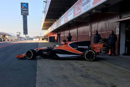 McLaren-Honda MCL32 - Filmtag - Circuit de Barcelona-Catalunya - F1 2017 - 26.2.2017