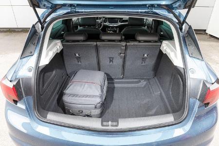 Opel Astra 1.4 DI Turbo, Kofferraum