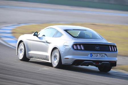 Ford Mustang 2.3 Ecoboost, Heckansicht