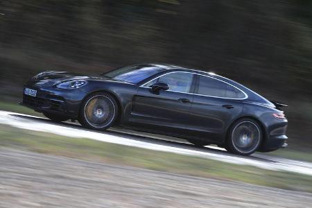 Porsche Panamera 4S