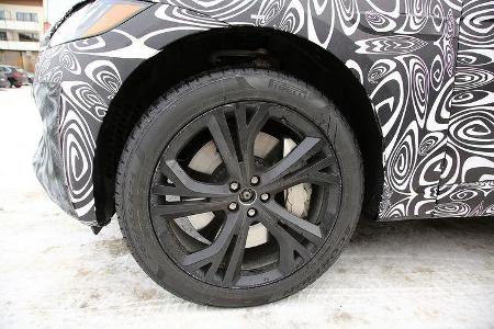 Jaguar F-Pace SVR Erlkönig