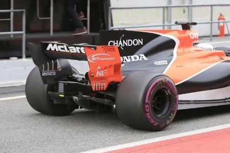 Fernando Alonso - McLaren - Formel 1 - Test - Barcelona - 8. März 2017