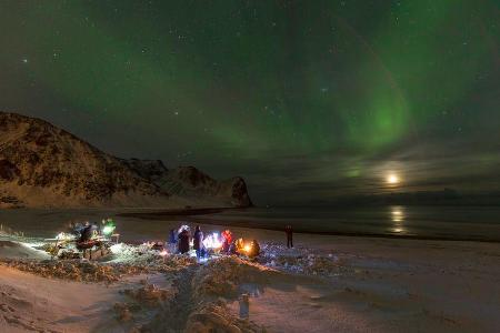 VW T6 California Bulli Camping Lofoten Norwegen