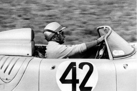 Hans Herrmann und der Belgier Olivier Gendebien gelang 1960 der erste Porsche-Gesamtsieg bei den Zwölf Stunden von Sebring, ...