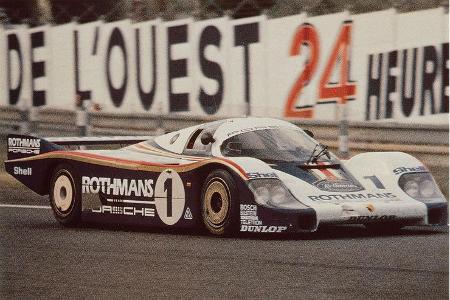 Bei den 24 Stunden von Le Mans 1982 feierte der neue Typ 956 Premiere. Jacky Ickx und Derek Bell führten das Werk zu einem D...