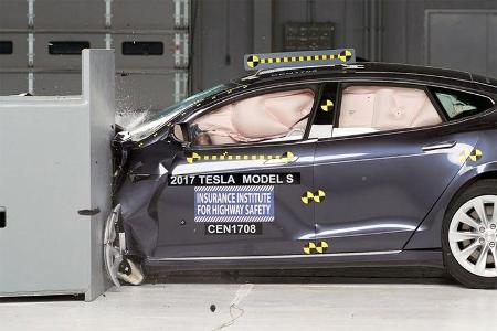 Tesla Model S Small Overlap Crashtest IIHS 2017 Tesla Model S Small Overlap Crashtest IIHS 2017