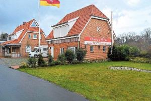 Platz für Wohnmobile am Haus der Hochzeiten