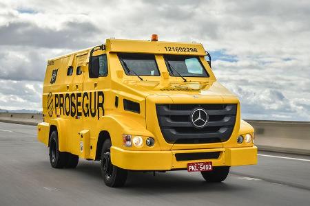Mercedes Sicherheitstransporter