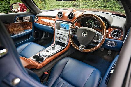 Speedback GT, Cockpit