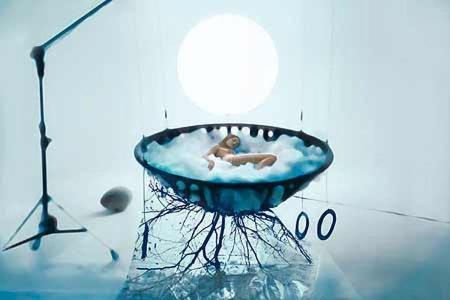 Titel: Nest pola; Modell: Natalia Vodianova