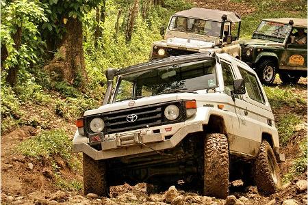 ... wie Hubert Kotthoffs umfassend getunter Toyota Landcruiser HZJ 74.