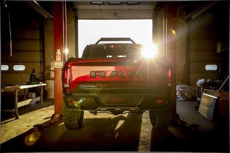 Ram Rebel TRX Concept 6.2 Hemi V8