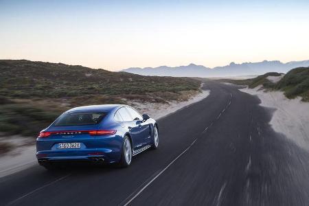 Porsche Panamera 4 E-Hybrid