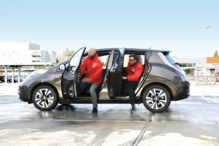 Nissan Leaf, Seitentüren, Aussteigen
