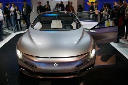 CES 2017, autonom
