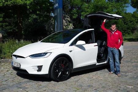 Tesla Model X 2016