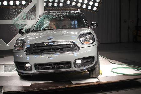 EuroNCAP-Crashtest 2017 Mini Countryman