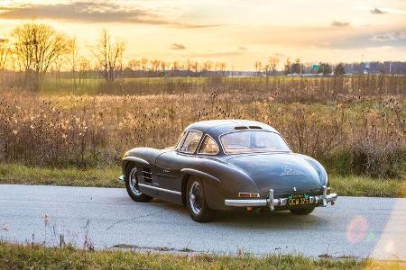 Mercedes-Benz 300 SL Gullwing - Sportwagen - RM Sotheby's Arizona 2017 - Auktion