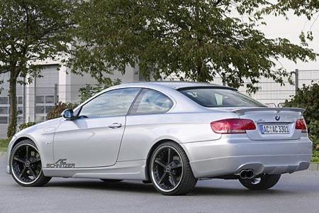 Der Dreiliter-Diesel leistet durch ein zusätzliches Steuergerät 265 PS sowie 550 Nm maximales Drehmoment, so dass für den Sp...