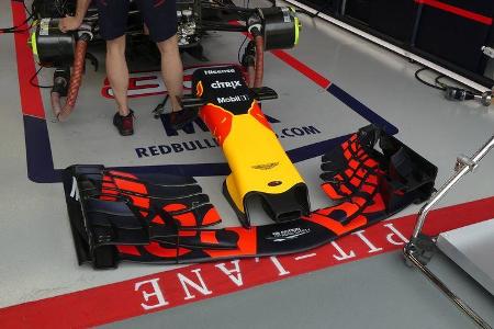 Red Bull - GP Singapur - Formel 1 - Freitag - 15.9.2017