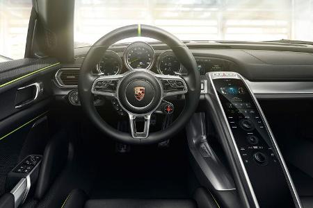 Porsche 918 Spyder - Lenkrad - Innenraum