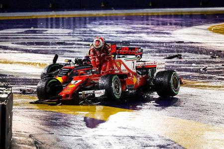Kimi Räikkönen - Ferrari - Max Verstappen - Red Bull - GP Singapur 2017 - Rennen