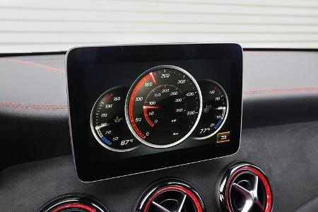 Mercedes-AMG CLA 45, Interieur, Display, Drehzahlanzeige