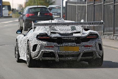 McLaren 675LT Rennversion MV715-23 Erlkönig