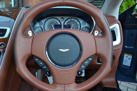 Aston Martin Vanquish Volante AM37