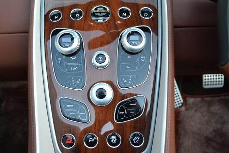 Aston Martin Vanquish Volante AM37
