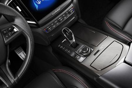 Maserati Ghibli Nerissimo