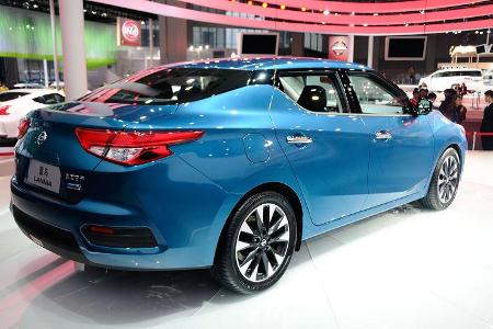 Nissan Lannia