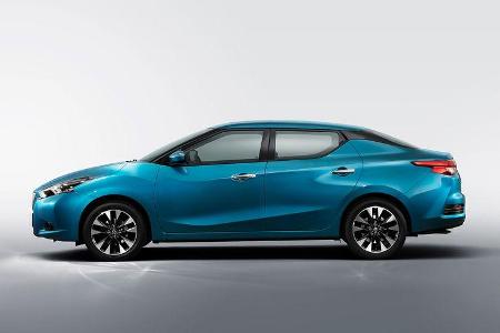 Nissan Lannia